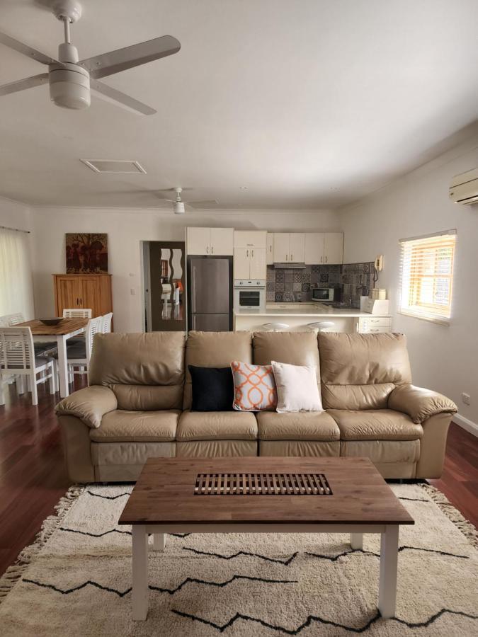 Brom Cottage Mooloolah Екстериор снимка